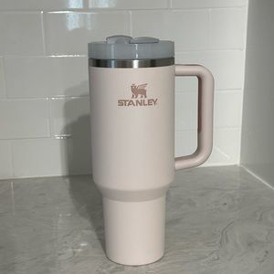 Stanley 2.0 tumbler 40oz Rose Quartz